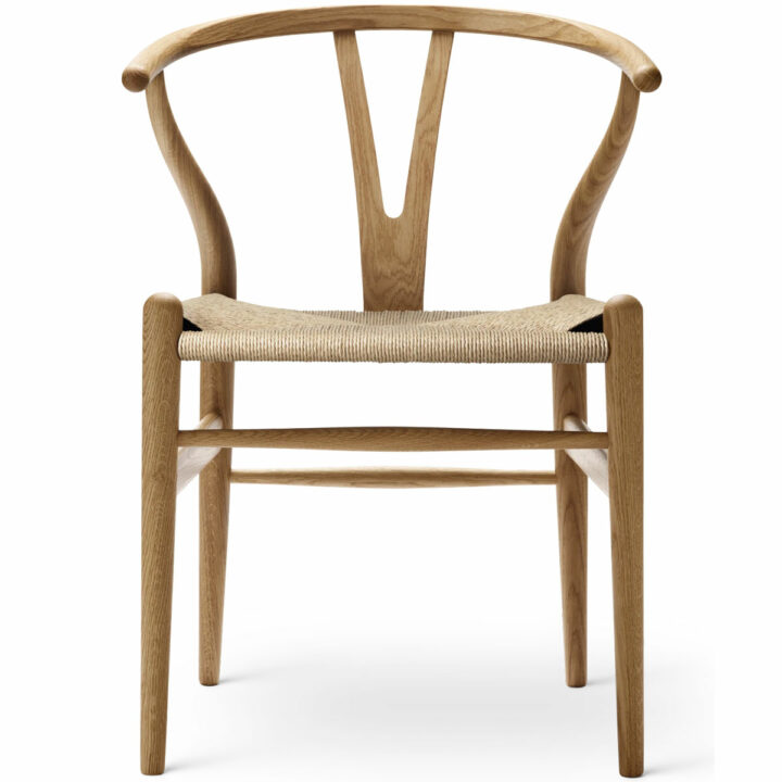 Silla_ch24_roble-aceite_Carl_Hansen-sagaseta